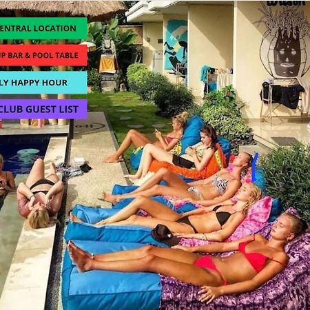 Castaway Hostel Canggu Eksteriør billede