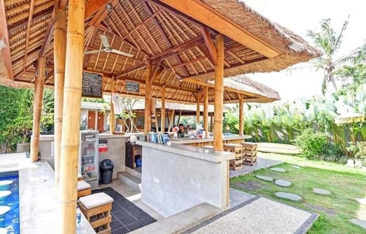 Castaway Hostel Canggu Eksteriør billede